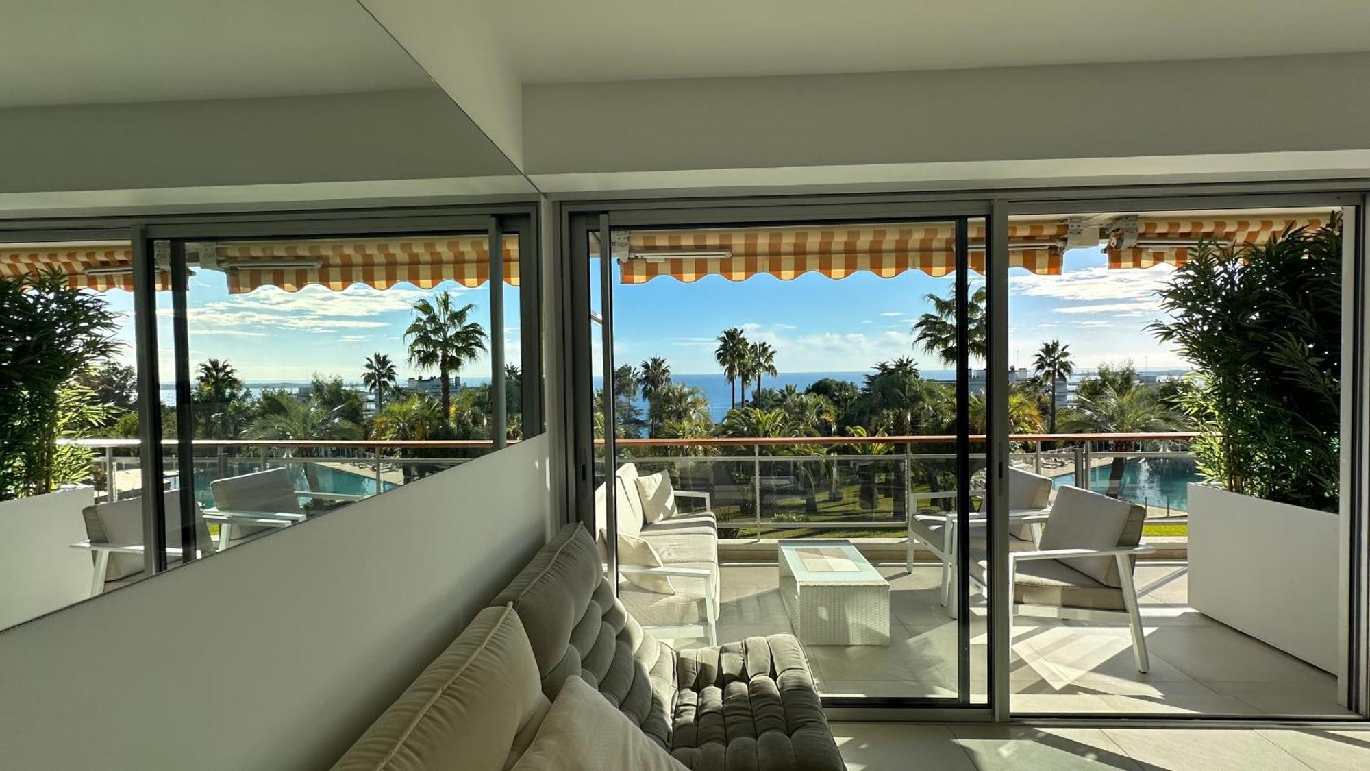 Appartement 2 Chambres Vue Mer Panoramique, Proche Croisette Cannes Vallauris Exteriör bild